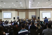 Evento reúne em Foz representantes da tríplice fronteira para debater o tráfico de pessoas